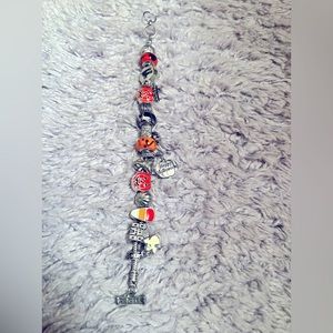 (October- Happy Halloween) Willabee and Ward Holiday monthly Charm Bracelet. 🎃
